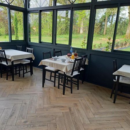 Chambres D'Hotes Le Petit Roche อาร์ค-เอต์-เซอณ็องส์ ภายนอก รูปภาพ