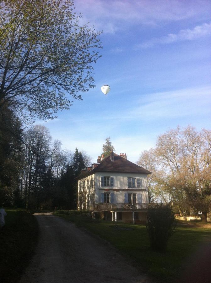 Chambres D'Hotes Le Petit Roche อาร์ค-เอต์-เซอณ็องส์ ภายนอก รูปภาพ